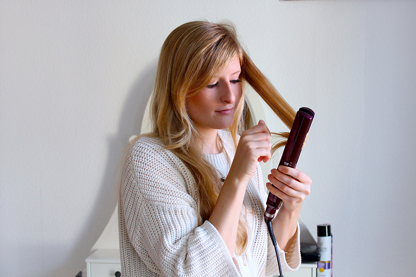 Beauty Blog Weihnachtsfrisur BaByliss Haarglätter iPro 230 Steam Haar Tutorial Locken machen Glätteisen