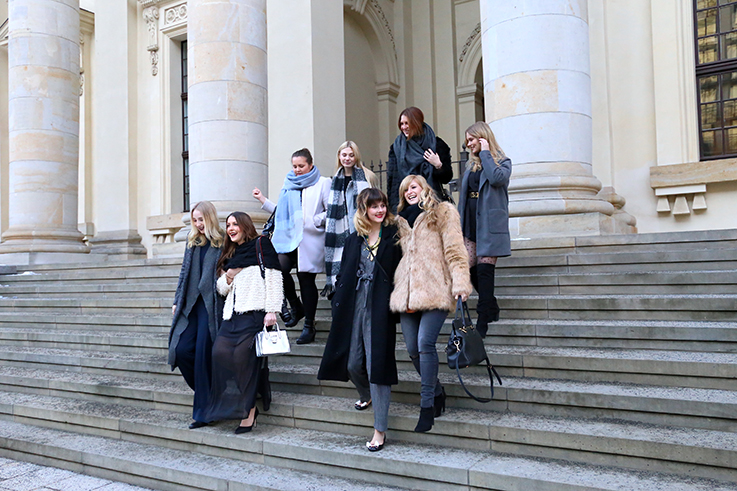 Modeblog Köln Modebloggerinnen Freundinnen Fashion Week Gruppenbild Girls Power