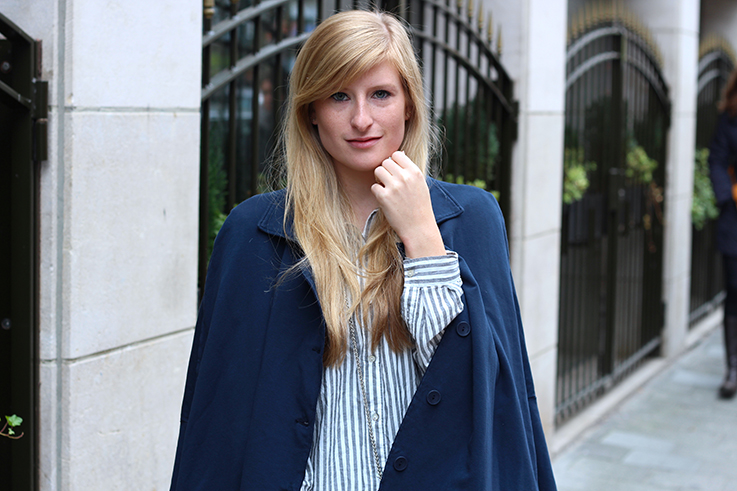 Blusen Layering kombinieren Vokuhila Shirt Stoff-Cape Outfit OOTD Brüssel Modeblog 8
