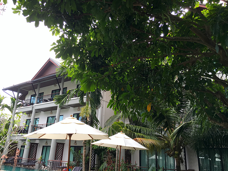 Navatara Phuket Resort Hotel Thailand Hotelbericht Reiseblog Außenansicht