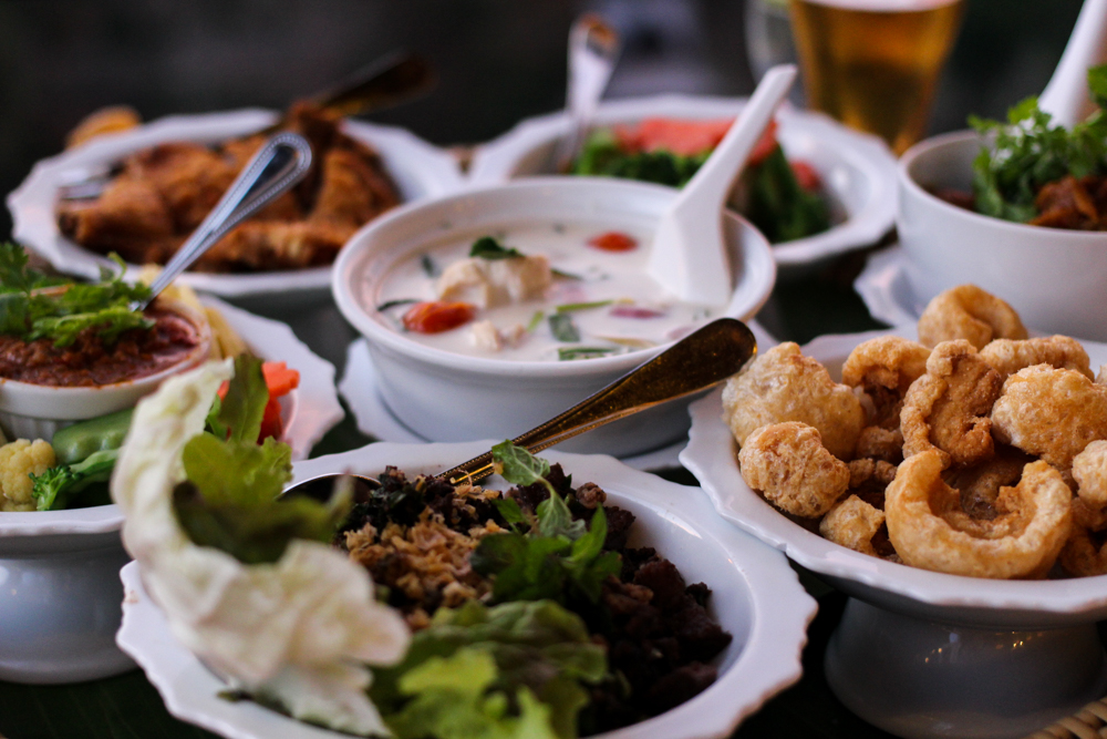 Panviman Spa Resort Luxus Hotel Chiang Mai Thailand Reiseblog Dinner nördliche Thai Gerichte Curry