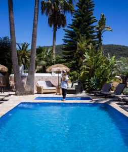 Ibiza Villa Typico San Miguel Traumvilla OneVillasIbiza Pool Travelblog Traumurlaub