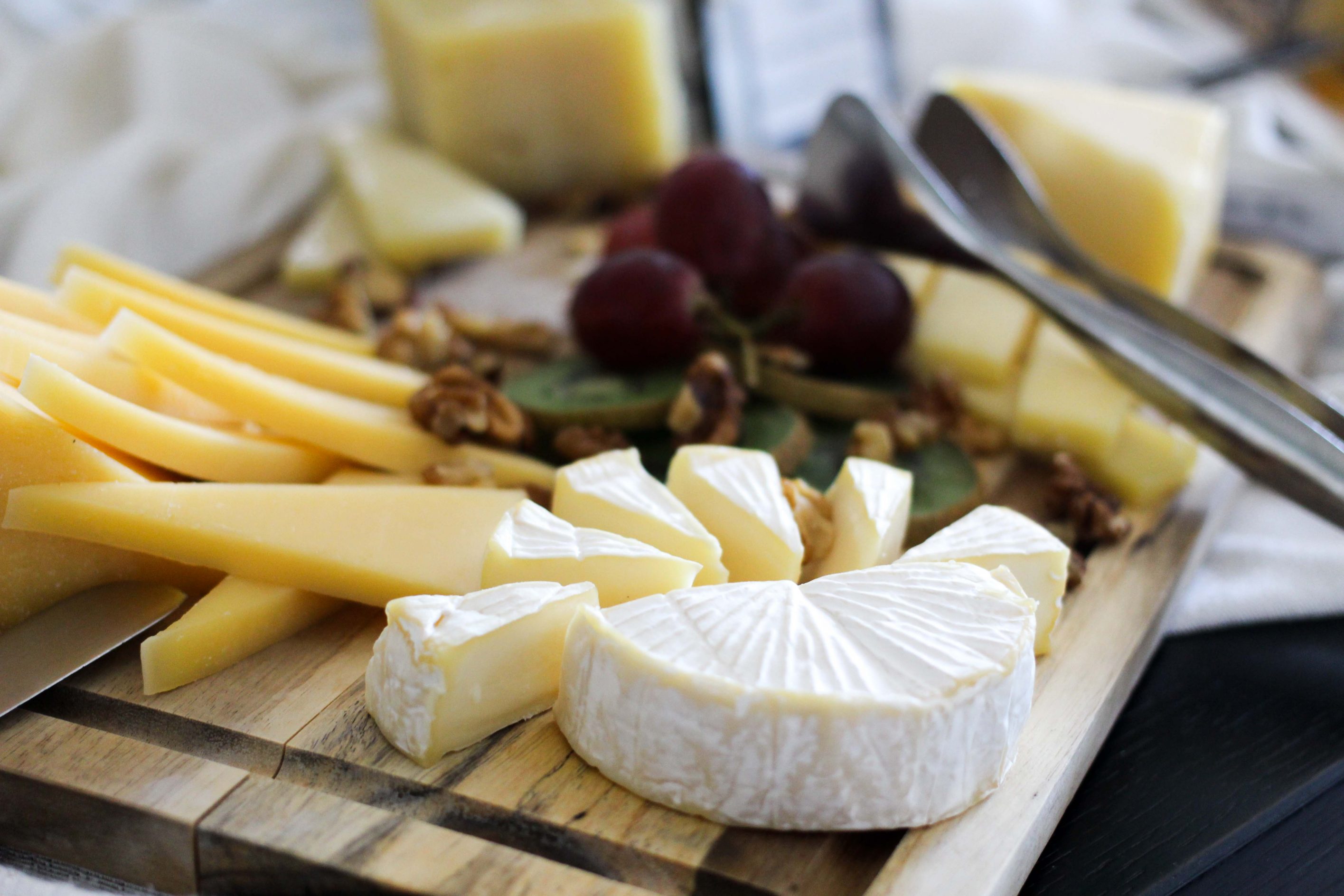 Frühstück käseplatte Out of the Blue Capsis Elite Resort Luxushotel Kreta Griechenland