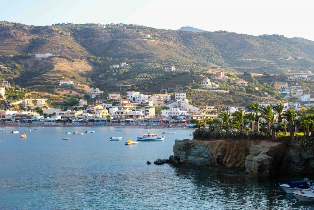 Meer Schiffe Bucht Out of the Blue Capsis Elite Resort Luxushotel Kreta Griechenland