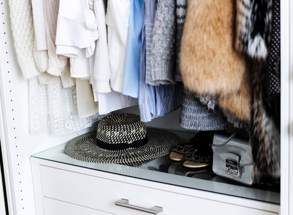 Mein Ankleidezimmer PAX Schrank Ikea #zeigdeinenPAX Ankleideschrank Komode Blogger