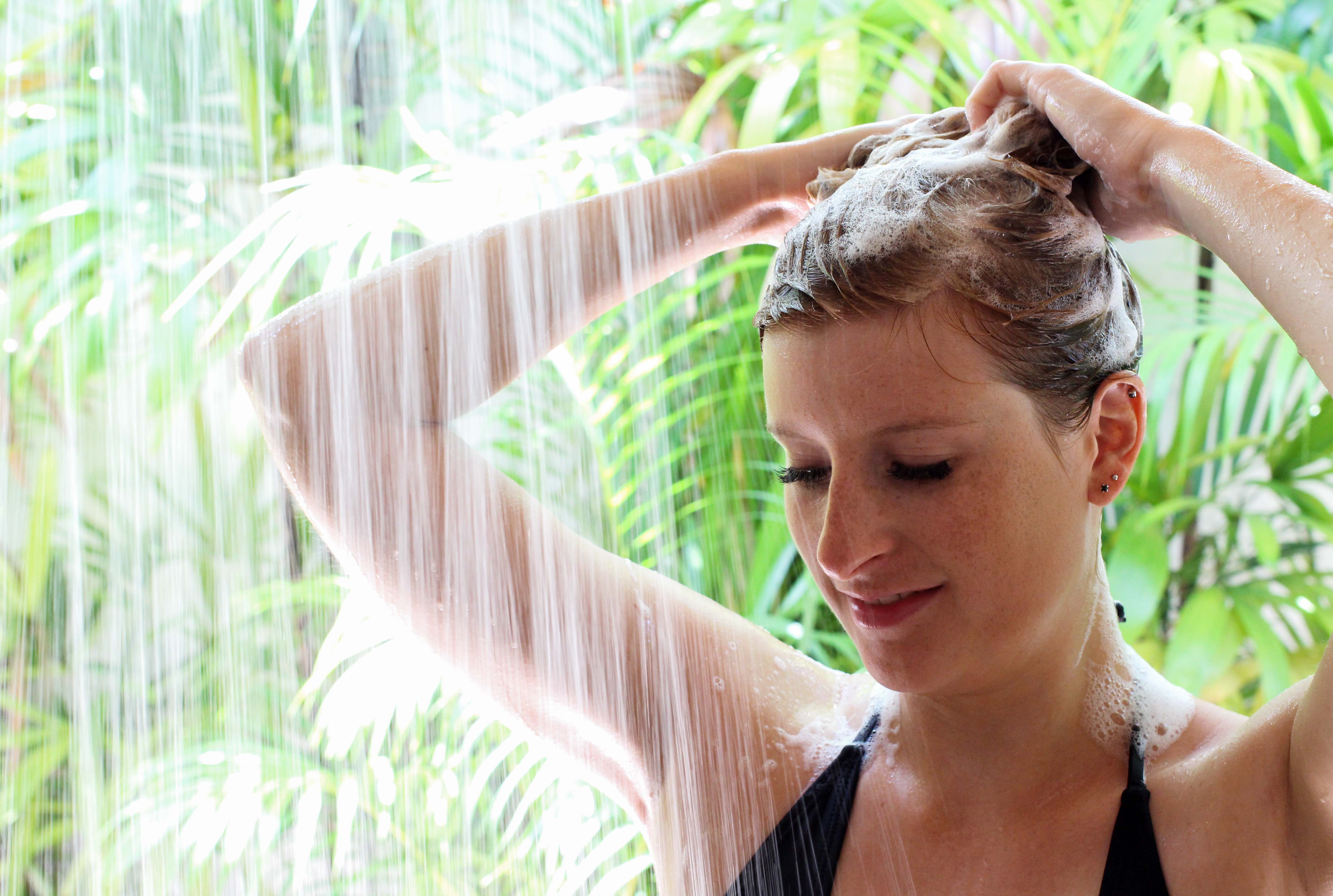 Haarpflege Halier Fortesse Shampoo Conditioner Test anwendung gesundes kräftiges Haar Beauty Blog Bali
