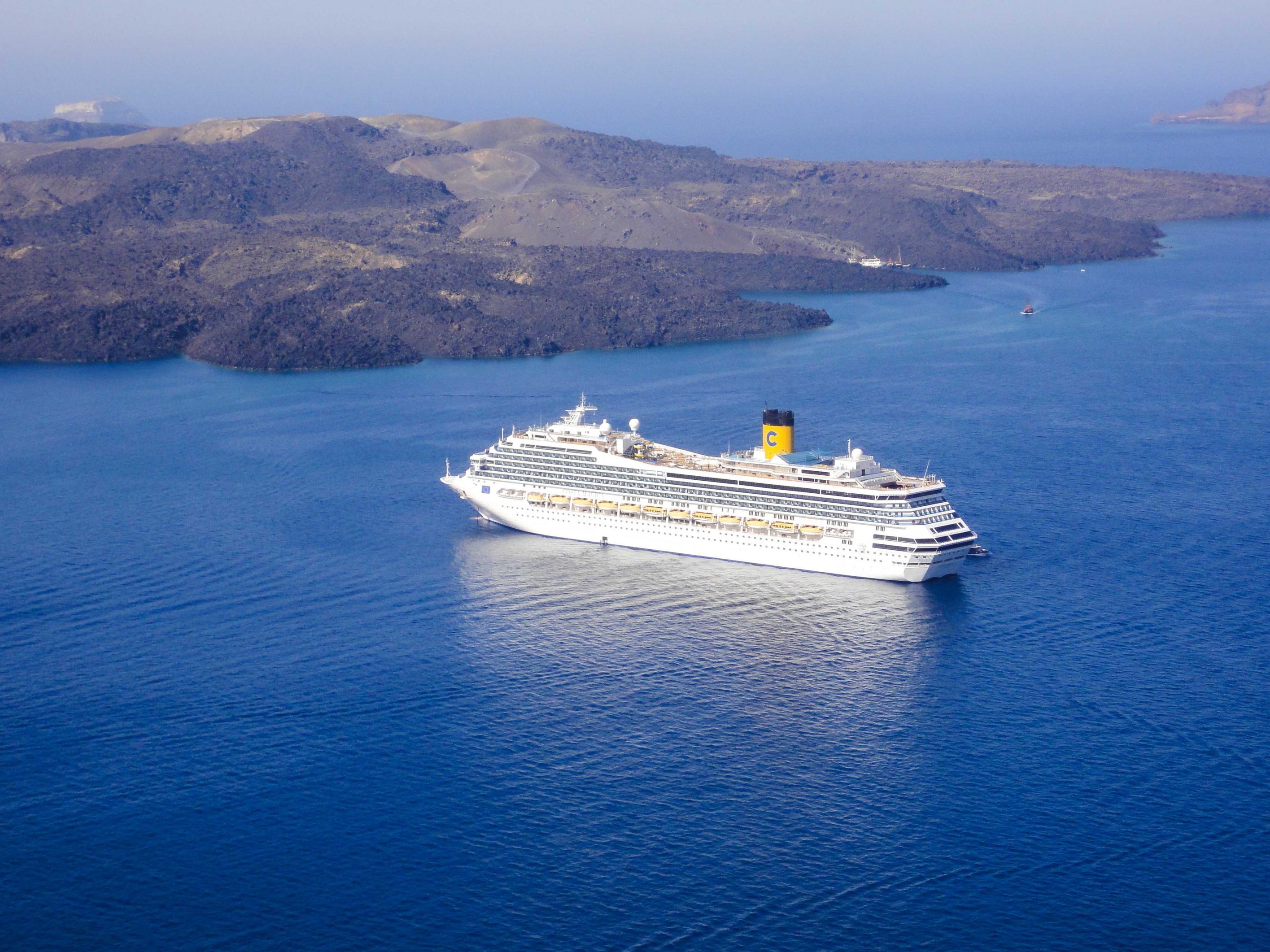 wichtigsten Kreuzfahrten Tipps Anfänger Reisegepäck Tipps gegen Seekrankheit Übelkeit auf See Alle Tipps problemlose Kreuzfahrt Costa Magica Santorin