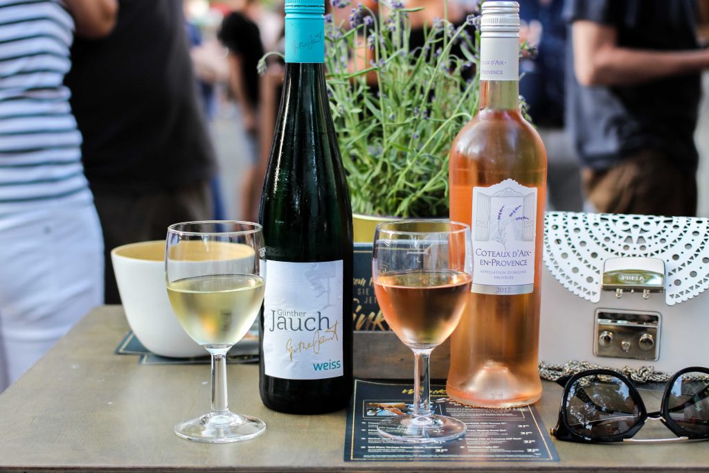 Aldi Süd Wein Tour Weinprobe Wein Truck Rheinuferfest Köln Weißwein Günter Jauch Rosewein Stadtfest Furla weiß