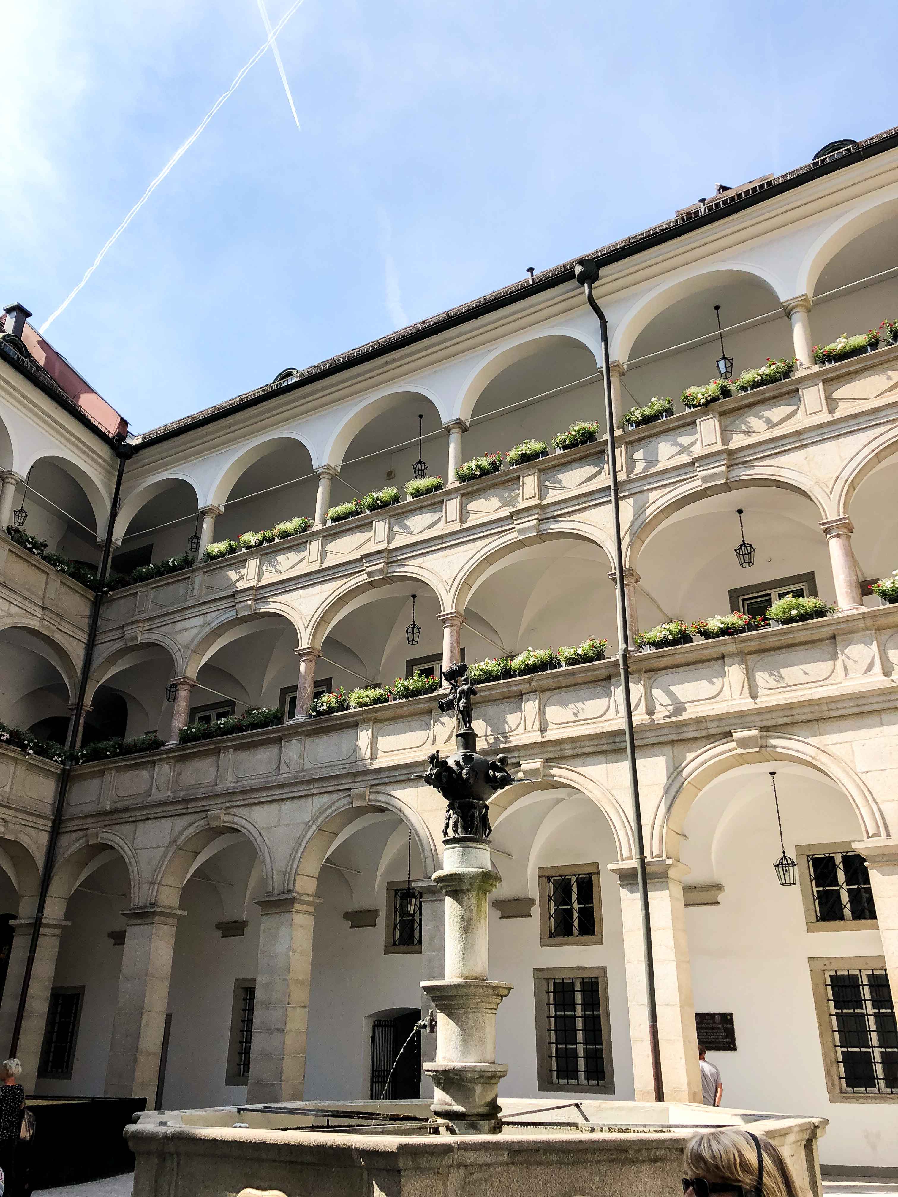 Linz Mozarthaus Österreich Insider Tipps Sehenswürdigkeiten Donaukreuzfahrt Arosa Reiseblog 3