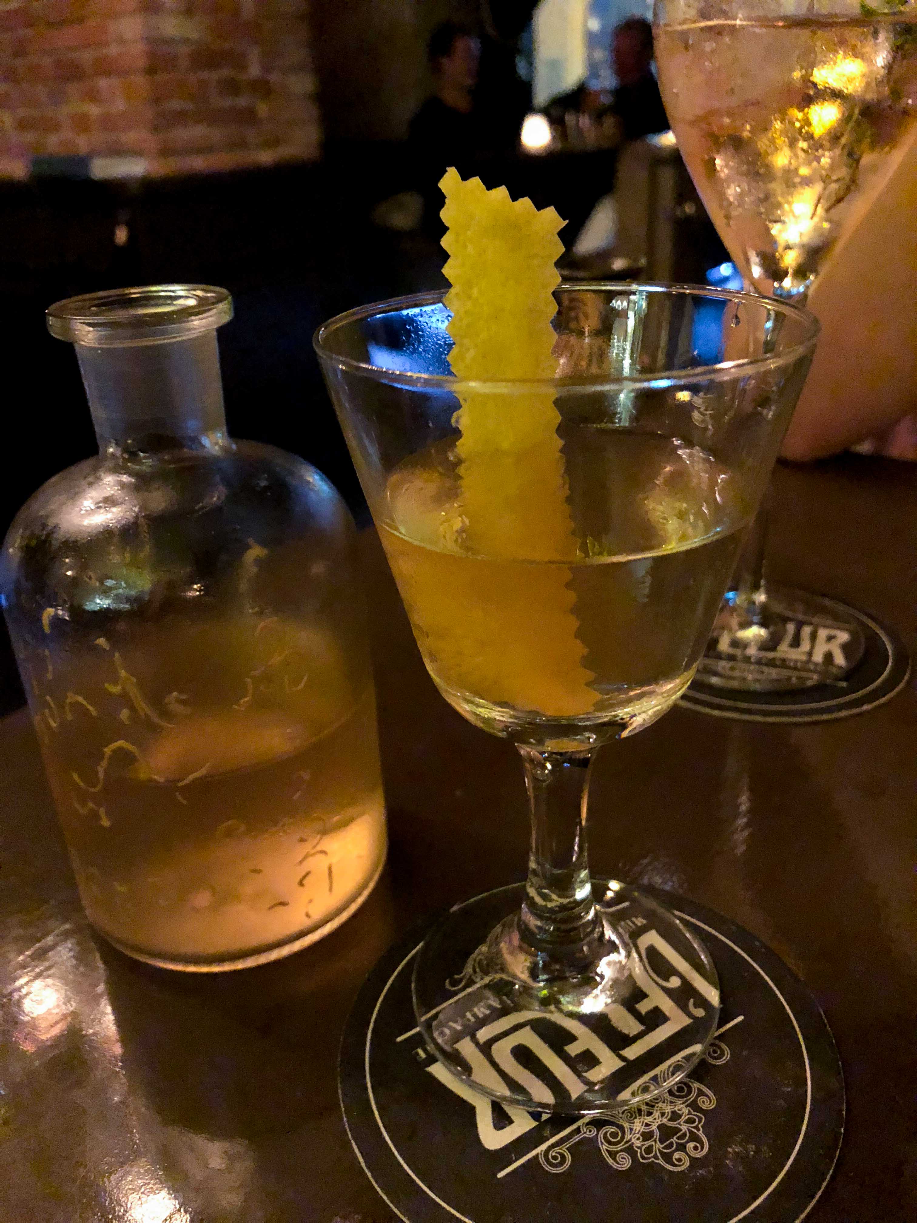 L‘Fleur Bar Insider Tipps Prag Tipps besten Bars ausgehen Restaurant Reiseblog Gin Cocktails