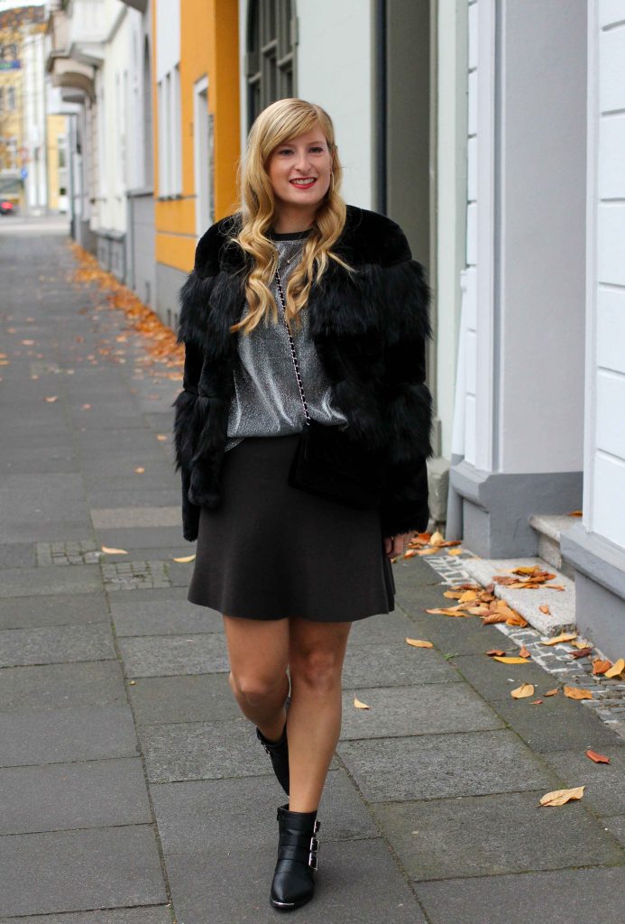 Silvester Outfit 2018 2019 casual chick Glitzershirt Kunstfelljacke Vero Moda Partycollection Modeblog 3