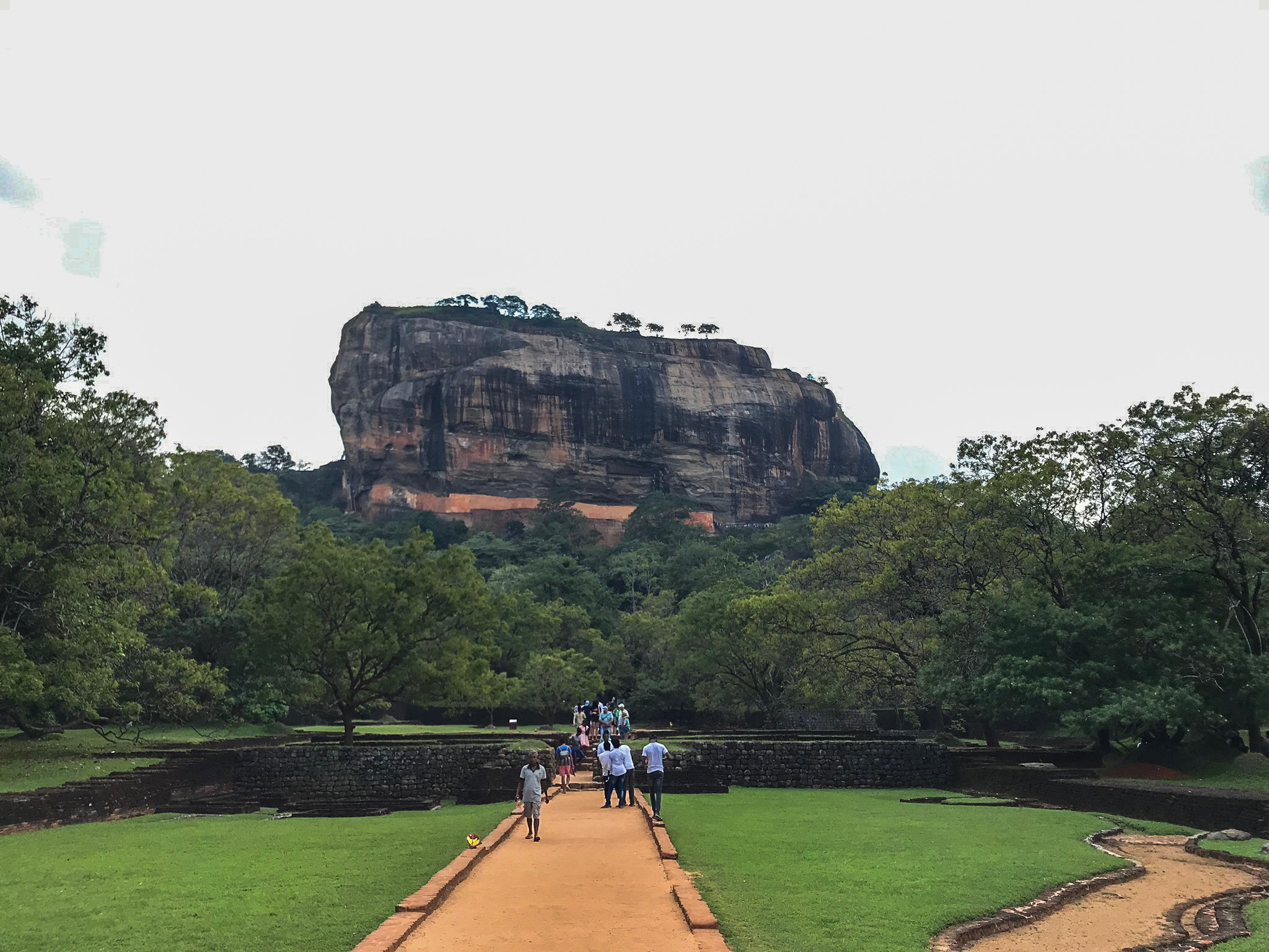Dambulla Sigiriya Felsen Top Sri Lanka Reiseroute 3 Wochen Rundreise Sri Lanka Süden Reiseblog Tipps