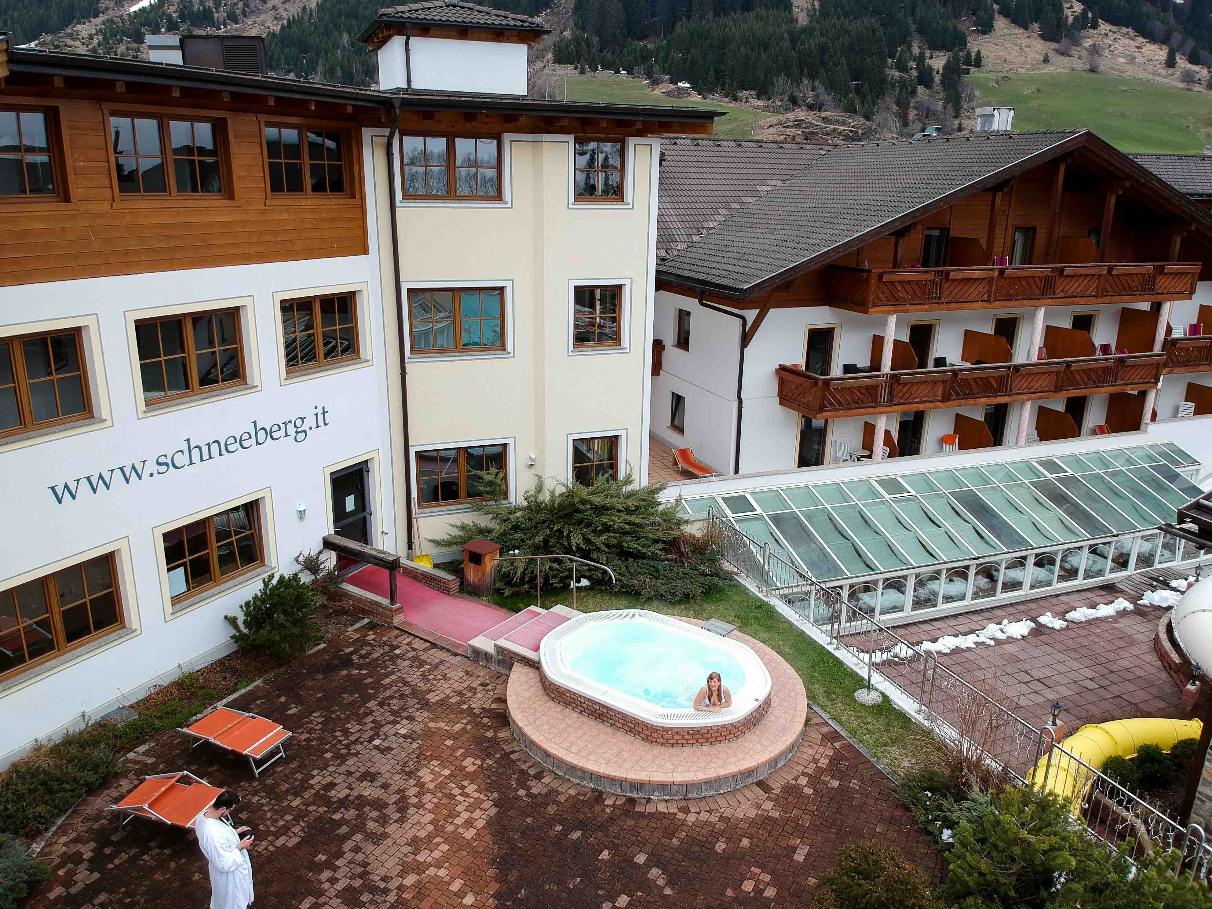 Whirlpool-Wellnessparadies-Südtirol-Hotel-Schneeberg-Italien-Wellnesshotel-Reiseblog-Wellnessurlaub-Kurzurlaub