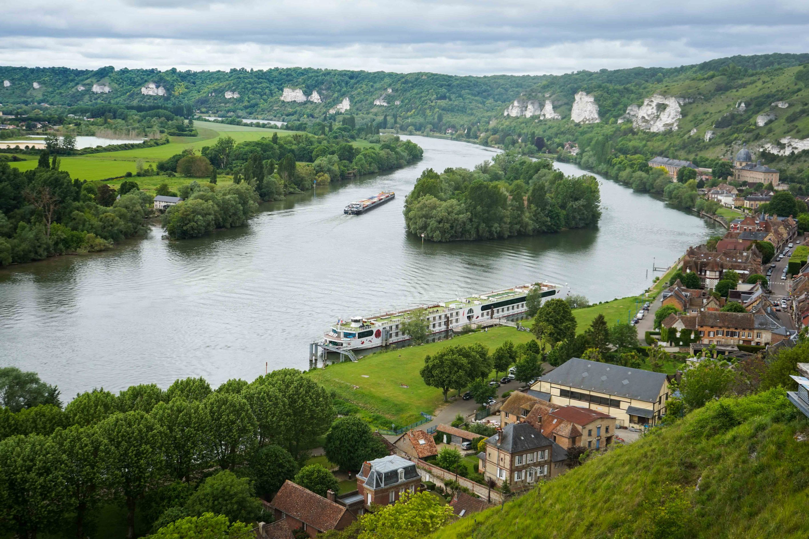 AROSA VIVA Seine Flusskreuzfahrt Kreuzfahrtschiff