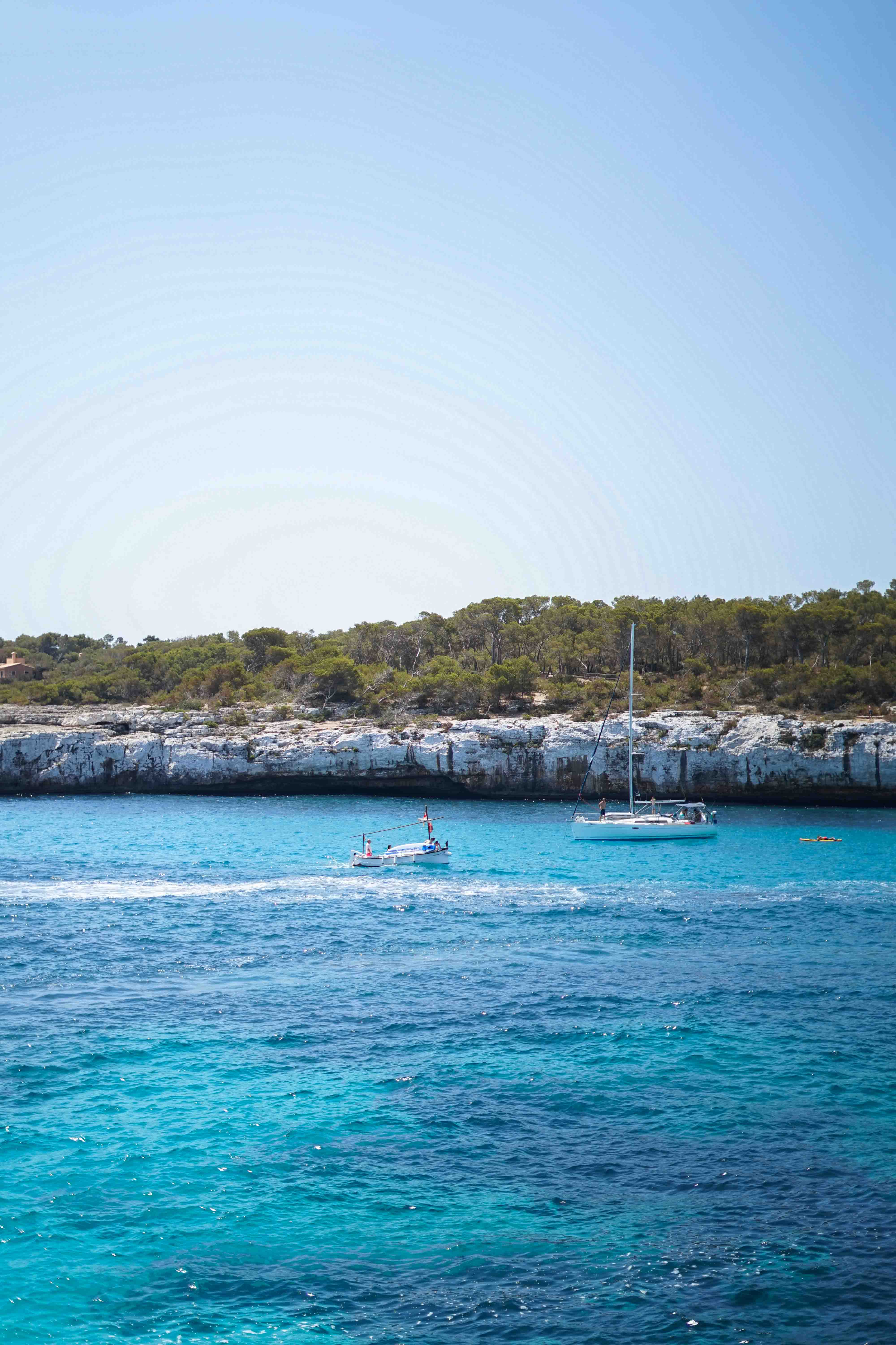 Top 10 Mallorca Instagram Spots Wanderung Parc Natural de Mondragó schönste Fotolocations Sehenswürdigkeiten Mallorca Bucht Klippen 2