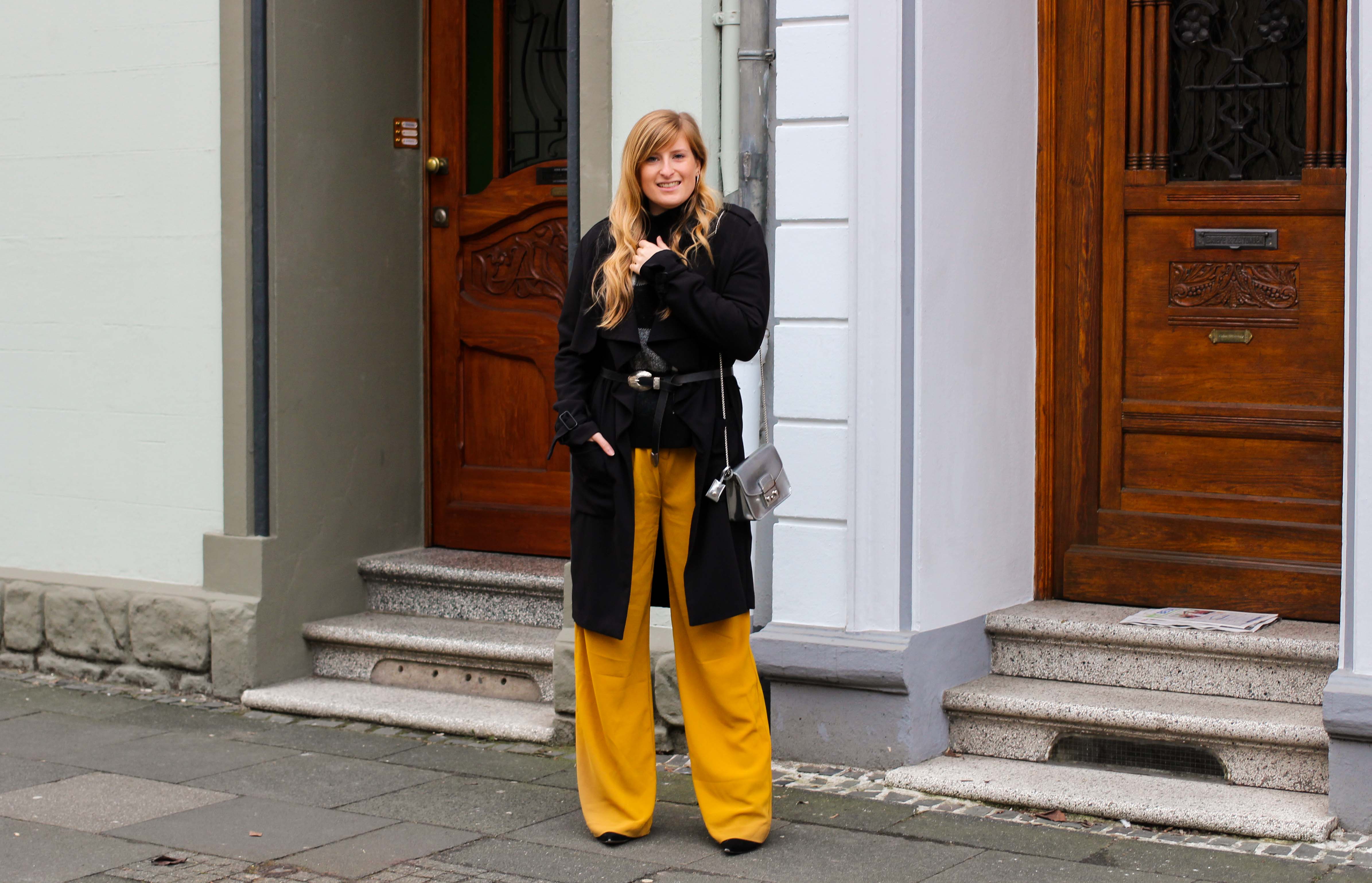 Karo Pullover Wide Leg Pants Gelb Weite Hosen kombinieren Modeblog Outfit Herbst Winter Bonn Blog 3