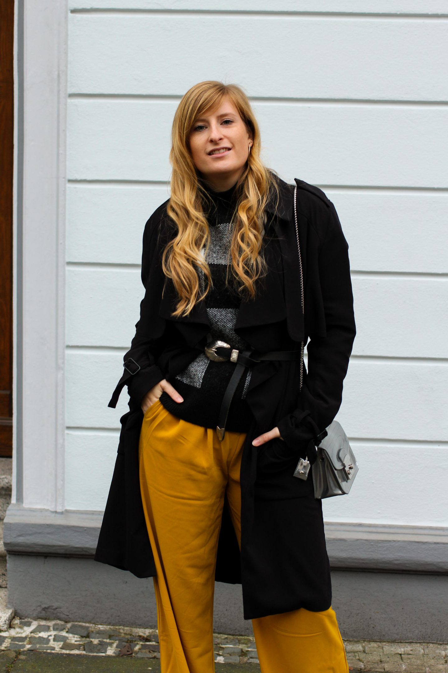 Karo Pullover Wide Leg Pants Gelb Weite Hosen kombinieren Modeblog Outfit Herbst Winter Bonn Blog 7