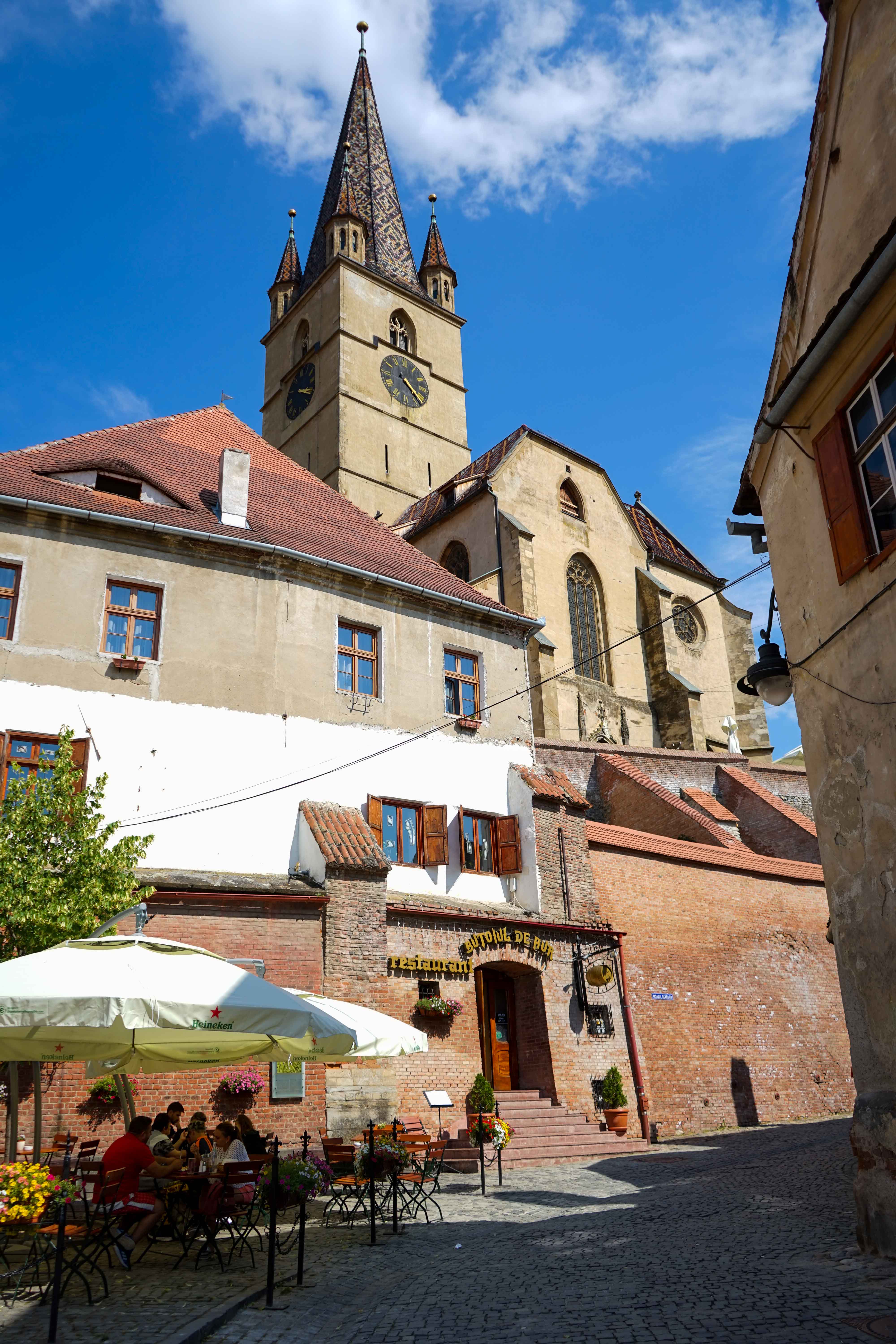 Top 10 Tipps Hermannstadt Sibiu Rumänien Reiseblog Innenstadt alte Häuser Restaurants Insider Tipps Travel Blog Brinisfashionbook 4