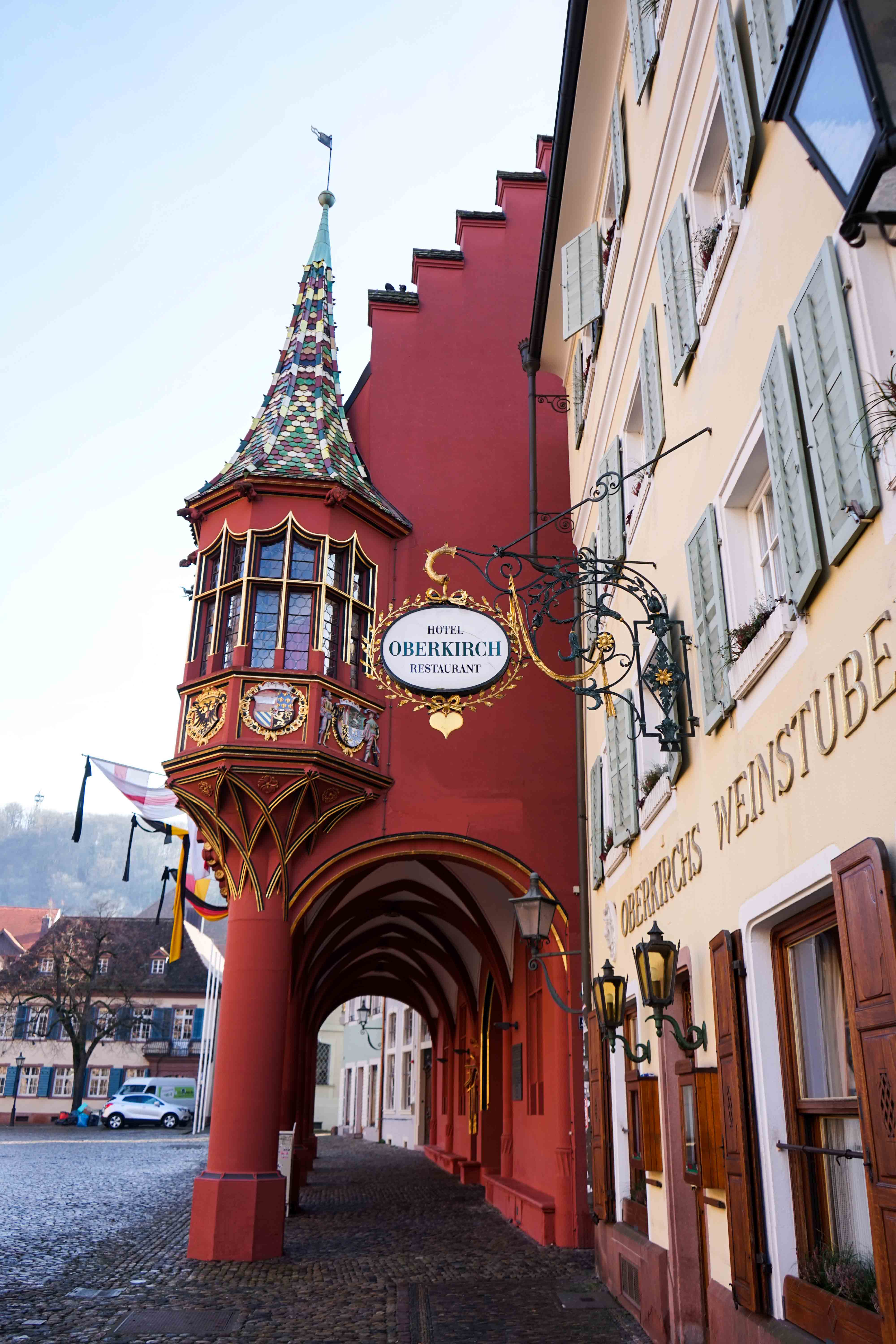 Freiburg Sehenswürdigkeiten Wochenendtrip Freiburg historische Kaufhaus Reiseblog Freiburg Tipps