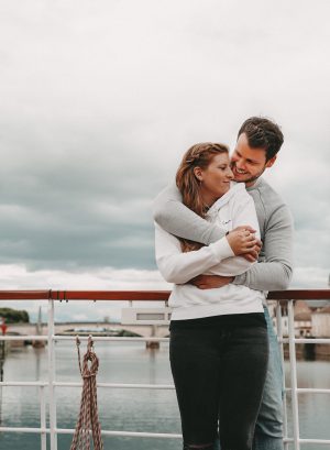 AROSA Flusskreuzfahrt Frankreich A-rosa Bella Schiff Deck Pärchen Paar Pärchenurlaub Rhône Saône entdecken