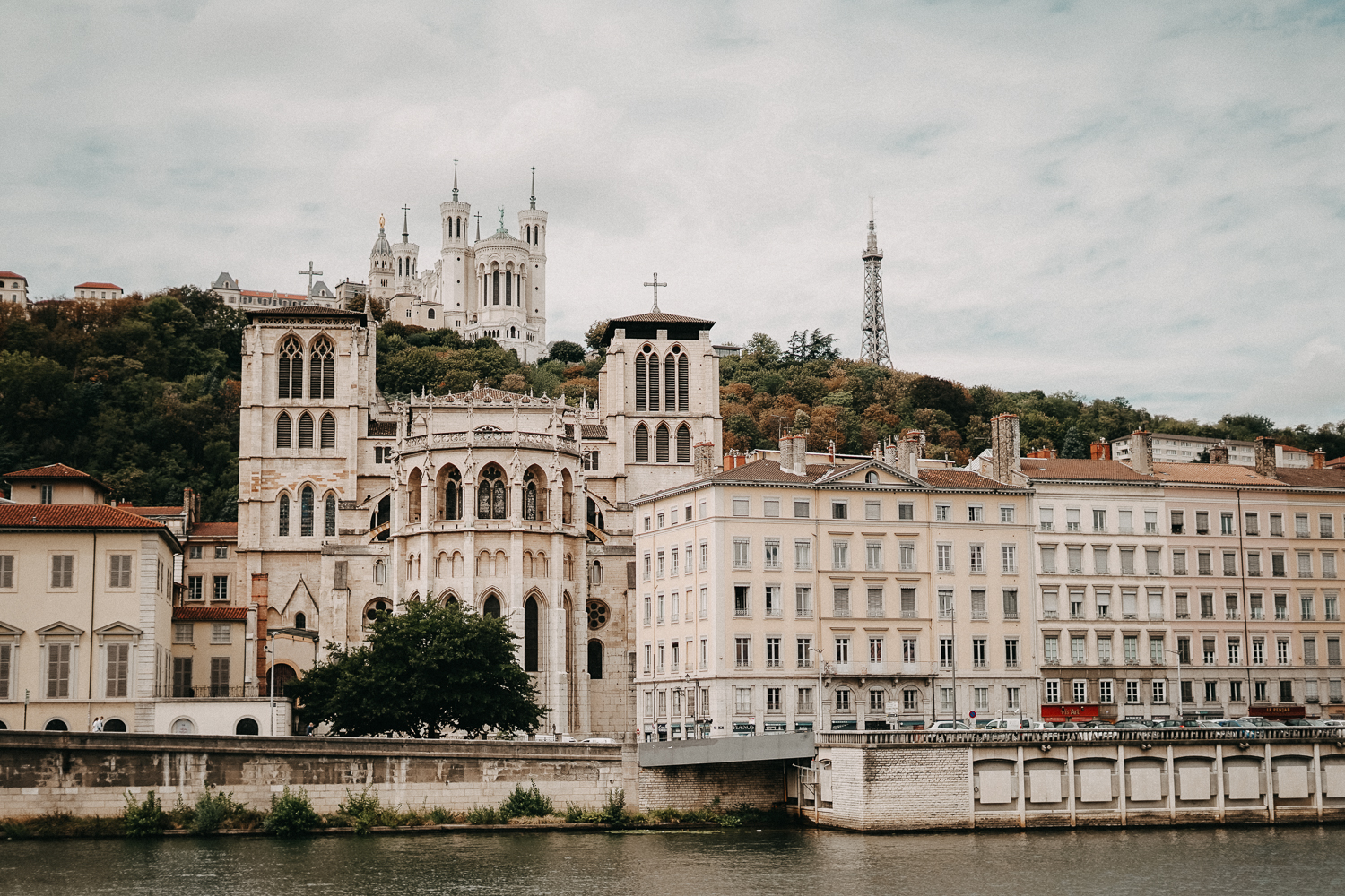 Arosa Flusskreuzfahrt Frankreich Ausflug Lyon Kapelle Kathedrale Sehenswurdigkeiten Lyon Brinisfashionbook