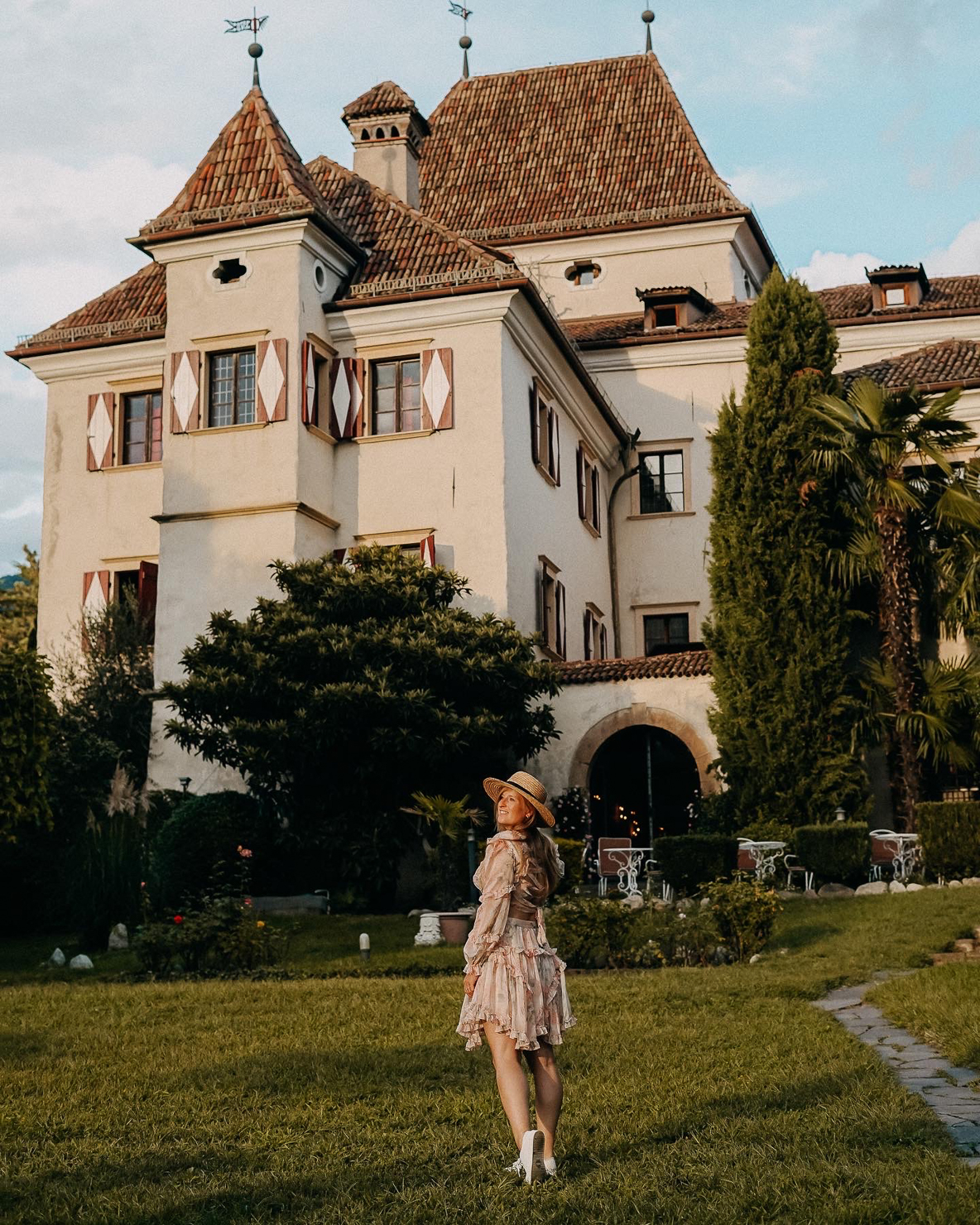 Flitterwochen Ziel Südtirol Meran Castel Rundegg Schloss übernachten besondere Unterkunft Hochzeitsreise 1jpg