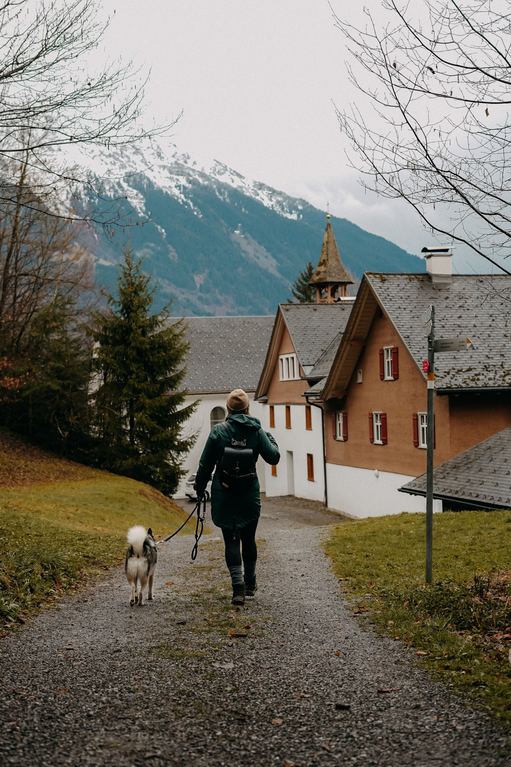Wandern Voralberg Rundwanderung Kloster Gauenstein Tschagguns Urlaub Motafon Urlaubsideen Hund 4
